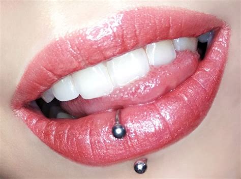 hood peirced lips